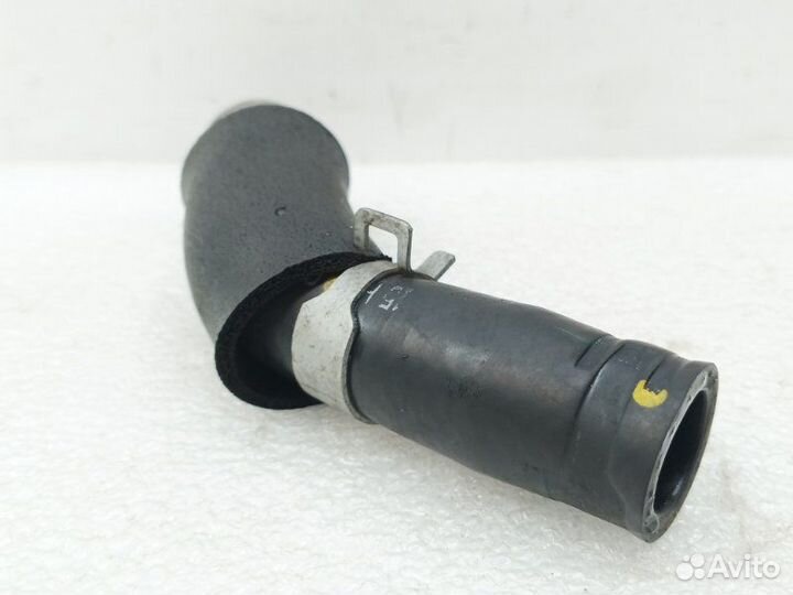 Патрубок системы охлаждения Kia Sportage 4 QL 2.0D