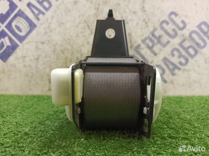 Ремень безопасности задний Mazda 6 Gg седан 1.8 L8