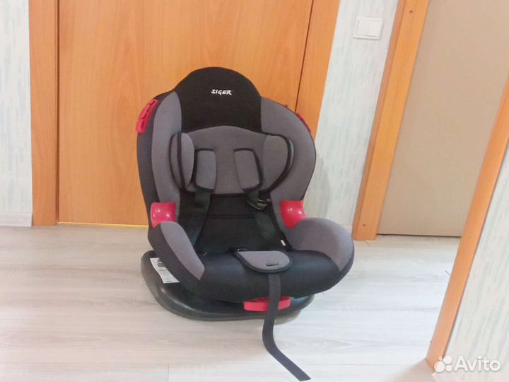 Детское автокресло siger