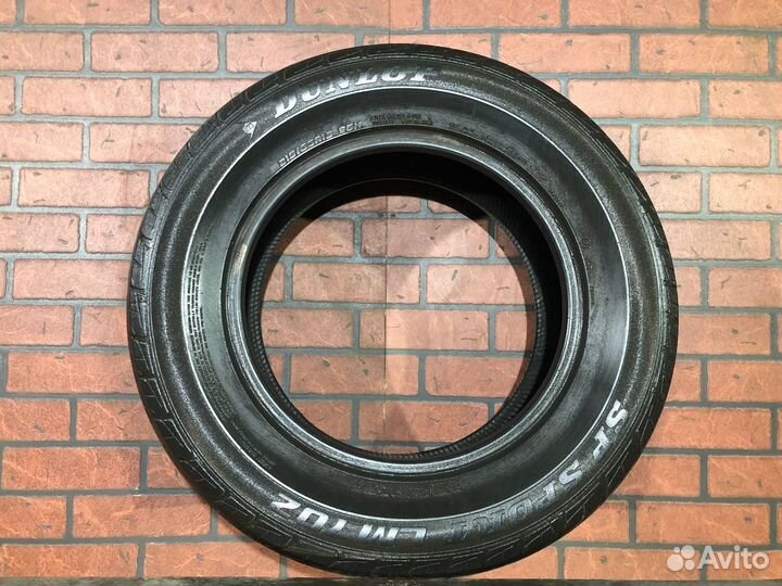 Dunlop SP Sport LM702 215/65 R15 95H