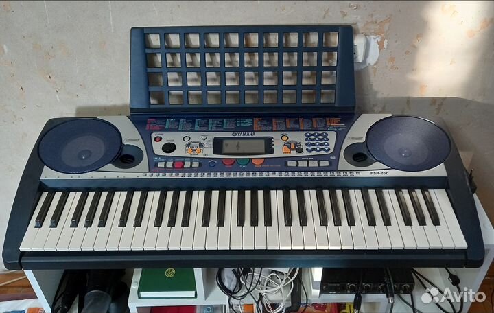 Синтезатор Yamaha PSR 260 новый
