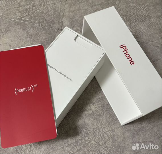 iPhone 8, 64 ГБ