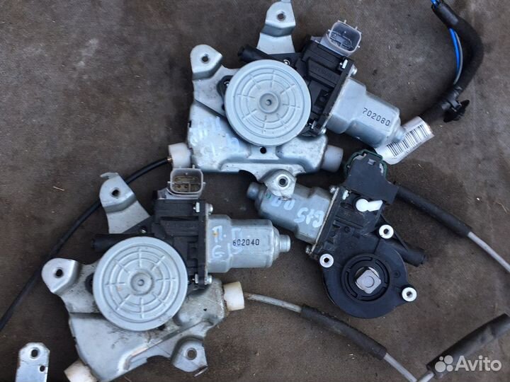 Моторчик стеклоподъемника Nissan Almera G15