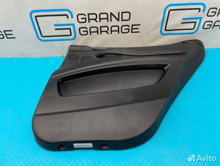 Обшивка двери задняя правая Bmw X5 E70 N52B30AF