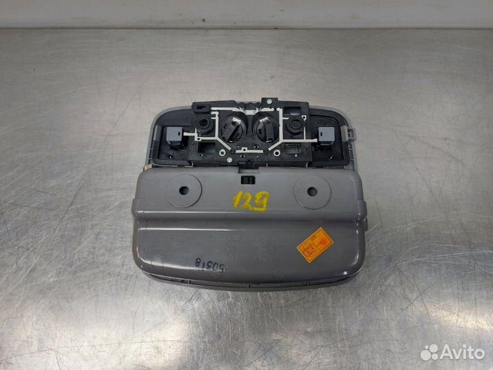 Плафон освещения салона Hyundai Elantra XD G4ED