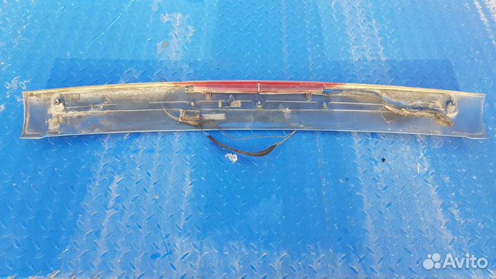 Спойлер на крышку багажника Volkswagen Touareg