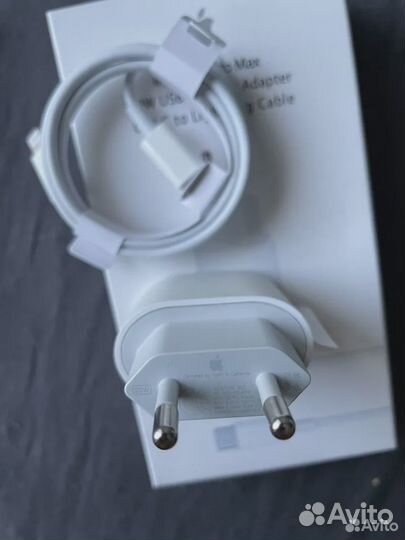 Зарядка для iPhone 20w с проводом Новая