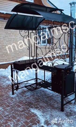 Мангал с крышей лофт