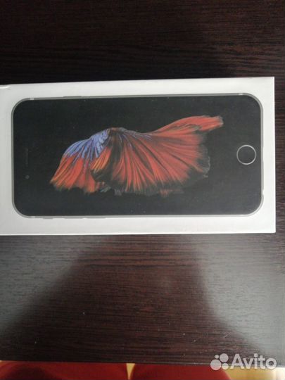 Коробка от iPhone 6s plus