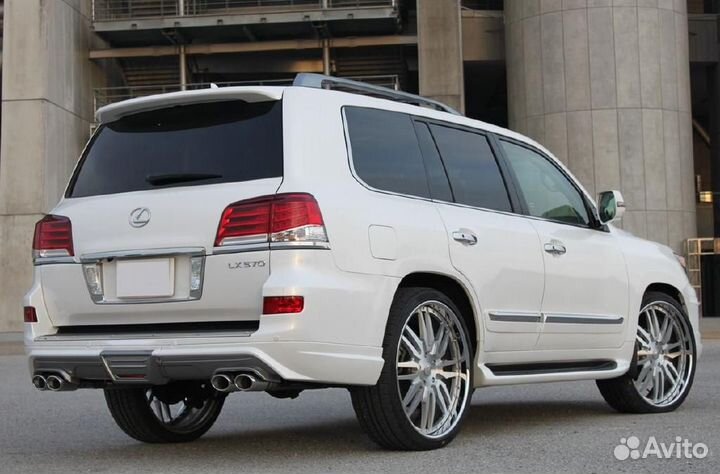 Обвес Double Eight на Lexus LX570 UJR 200