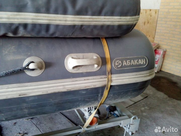 Лодка с мотором