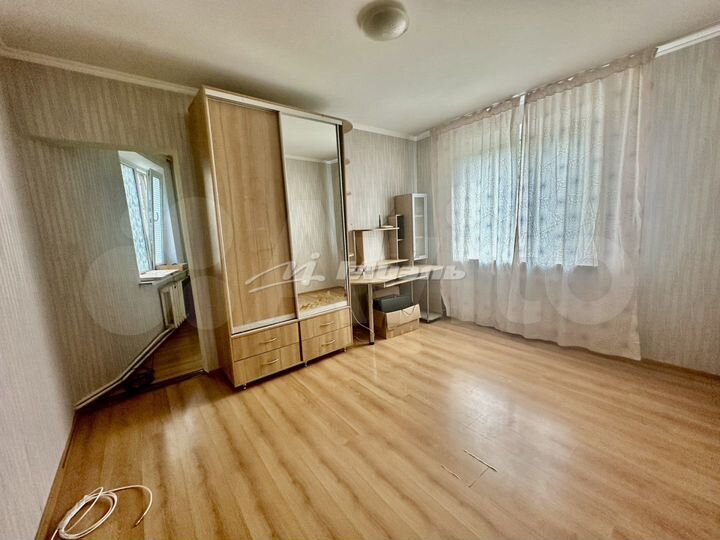 3-к. квартира, 82 м², 1/9 эт.