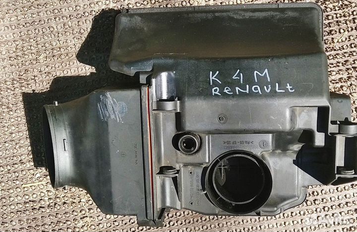 Корпус воздушного фильтра Рено К4М