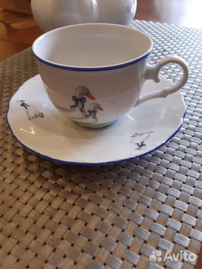 Чайник заварочный,сахарница,тарелки Чехия