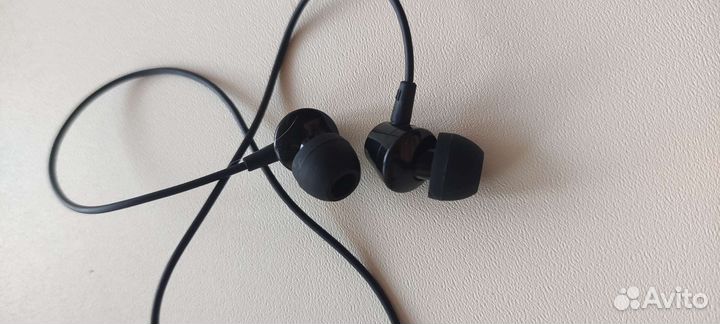 Наушники celebrat