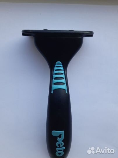 Щетка фурминатор для вычесывания шерсти