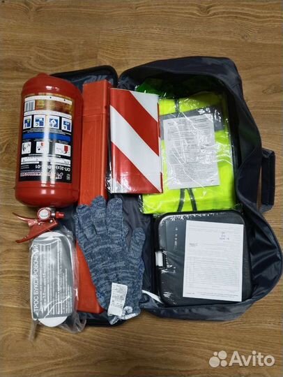 Сумка набора автомобилиста