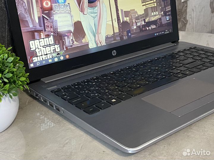 Мощный ноутбук hp core i3/ssd/8gb/FullHD