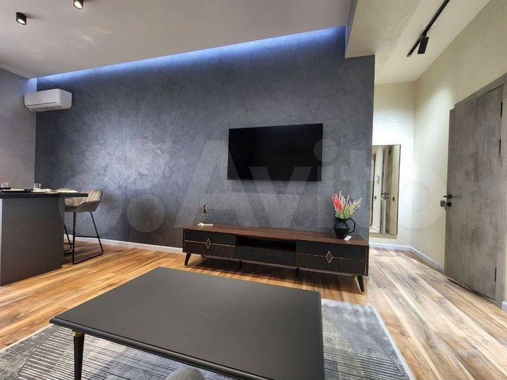 1-к. квартира, 42 м², 7/18 эт.