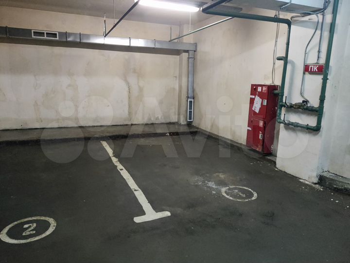 Машиноместо, 10 м²