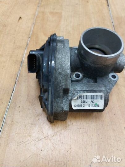 Дроссельная заслонка Ford Fusion fyja 2008