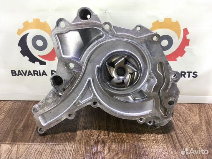 Помпа Mercedes E W212 3.0 2010