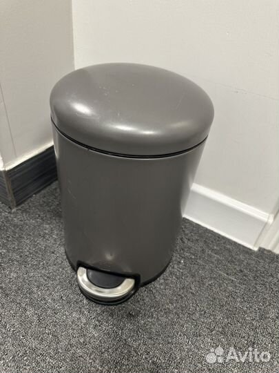 Мусорное ведро