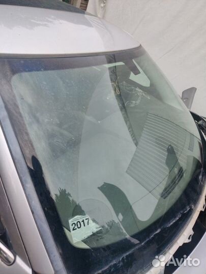 Стекло лобовое переднее Chrysler 300C LE/LX EGG