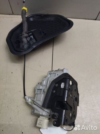 Замок двери задний правый Audi A6 C7 CDN 2.0 tfsi