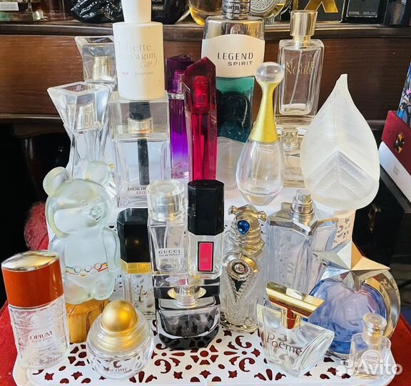 Флаконы и коробочки от духов винтаж