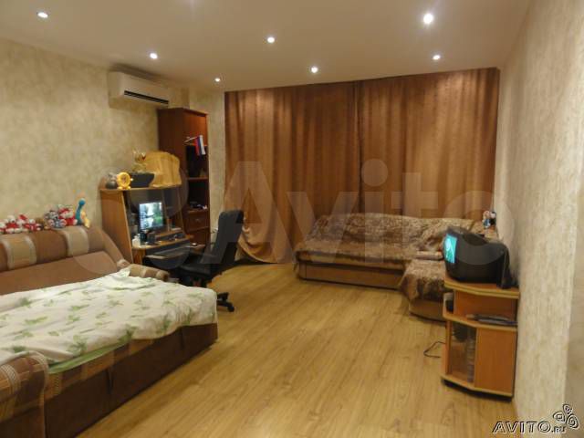 1-к. квартира, 40 м², 2/4 эт.