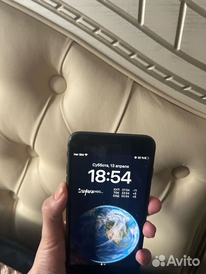 iPhone 8, 128 ГБ