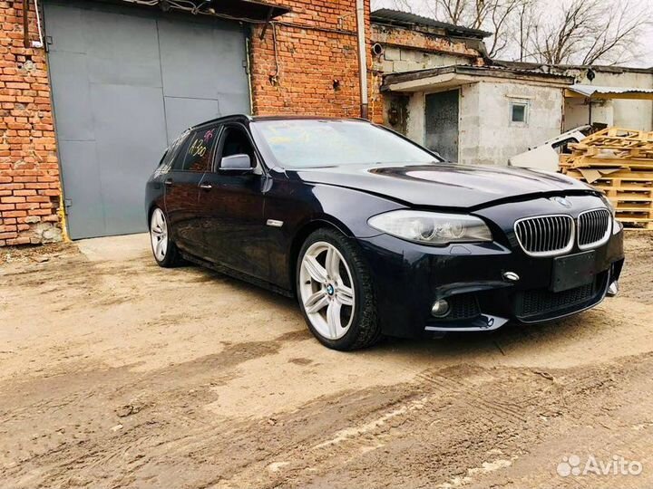 Подкрылок передний левый Bmw 5 F11 N52B30 AF 2011