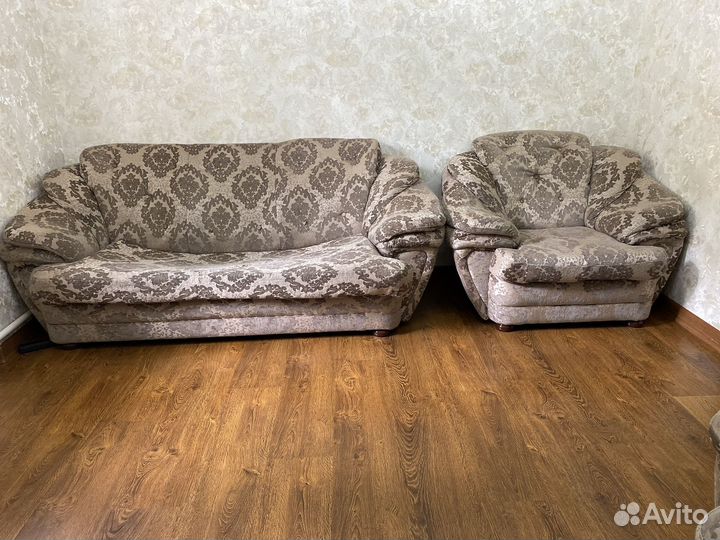 Диван и 2 кресла бу