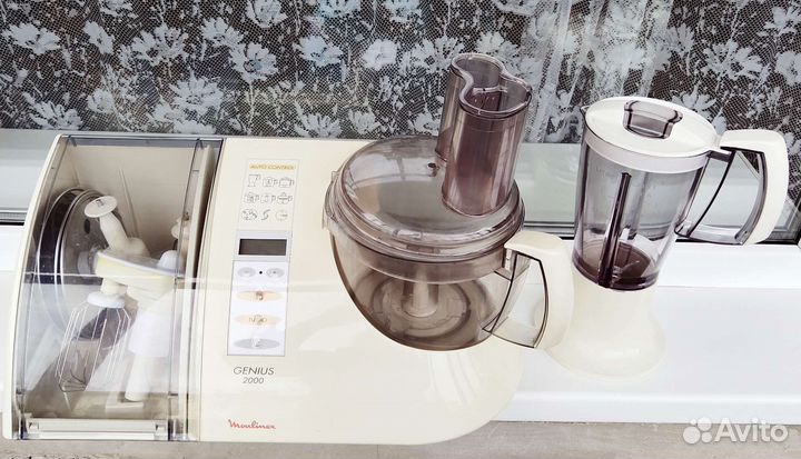 Часть от кухонного комбайна Moulinex Genius 2000