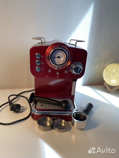 Кофеварка рожковая Polaris PCM 1531E Retro