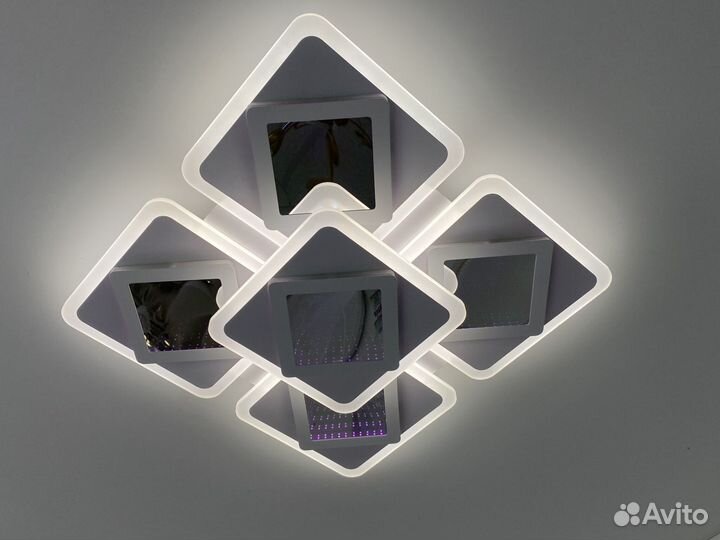 Светодиодная люстра на 20кв\м