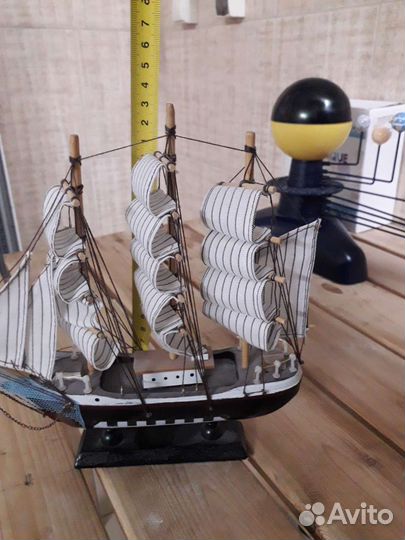 Корабль сувенирный