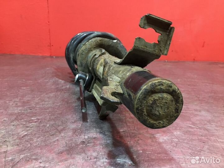 Стойка подвески передняя левая Ford Fusion хетчбэк