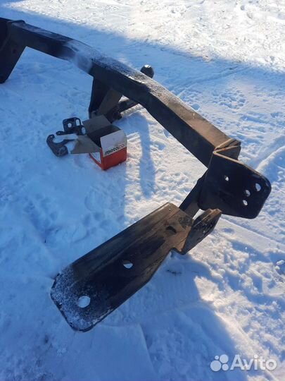 Фаркоп на toyota rav4 бу. Прицепной