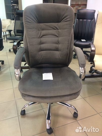 Тканевое кресло