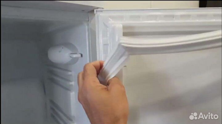 Уплотнитель двери холодильнка 560х1080 мм