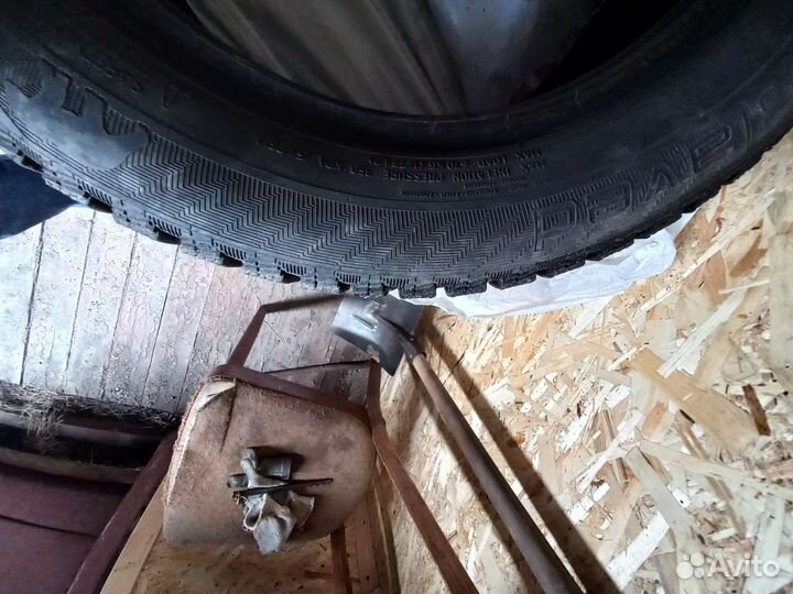 Gislaved Nord Frost 200 205/55 R16