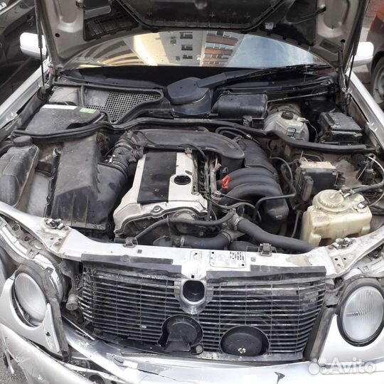 Mercedes-Benz E-класс 2.8 AT, 1996, битый, 250 000 км