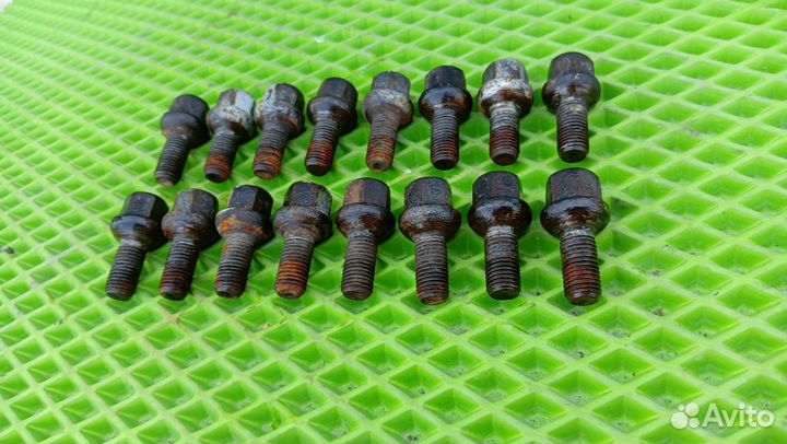 Болт колесный chery Amulet М11 10-14