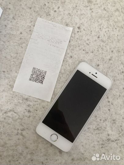 iPhone SE, 32 ГБ