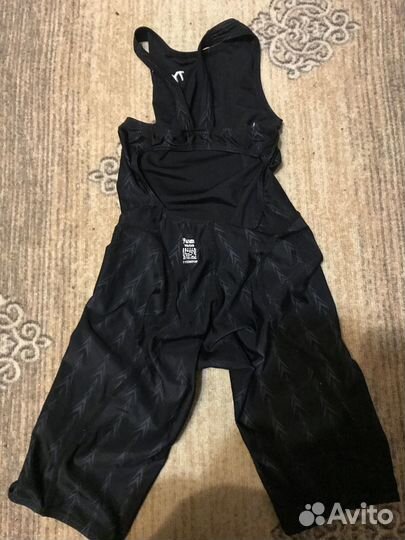 Гидрокостюм tyr