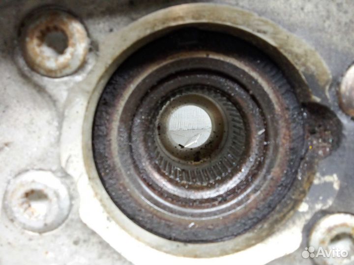 Кулак поворотный левый Audi A8 D4