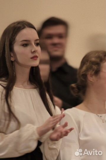 Преподаватель по фортепиано, вокалу