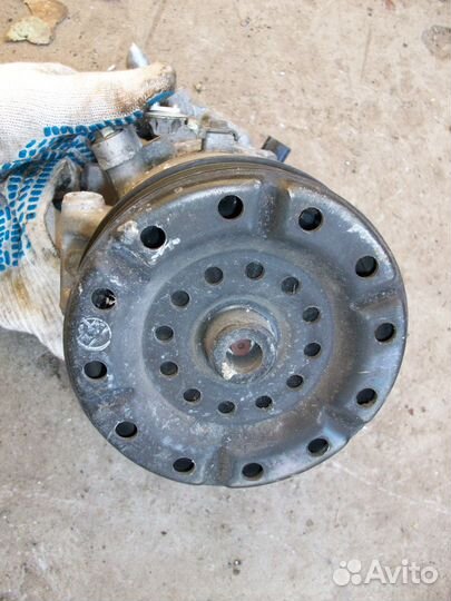 Компрессор кондиционера тойота 447220 -9913